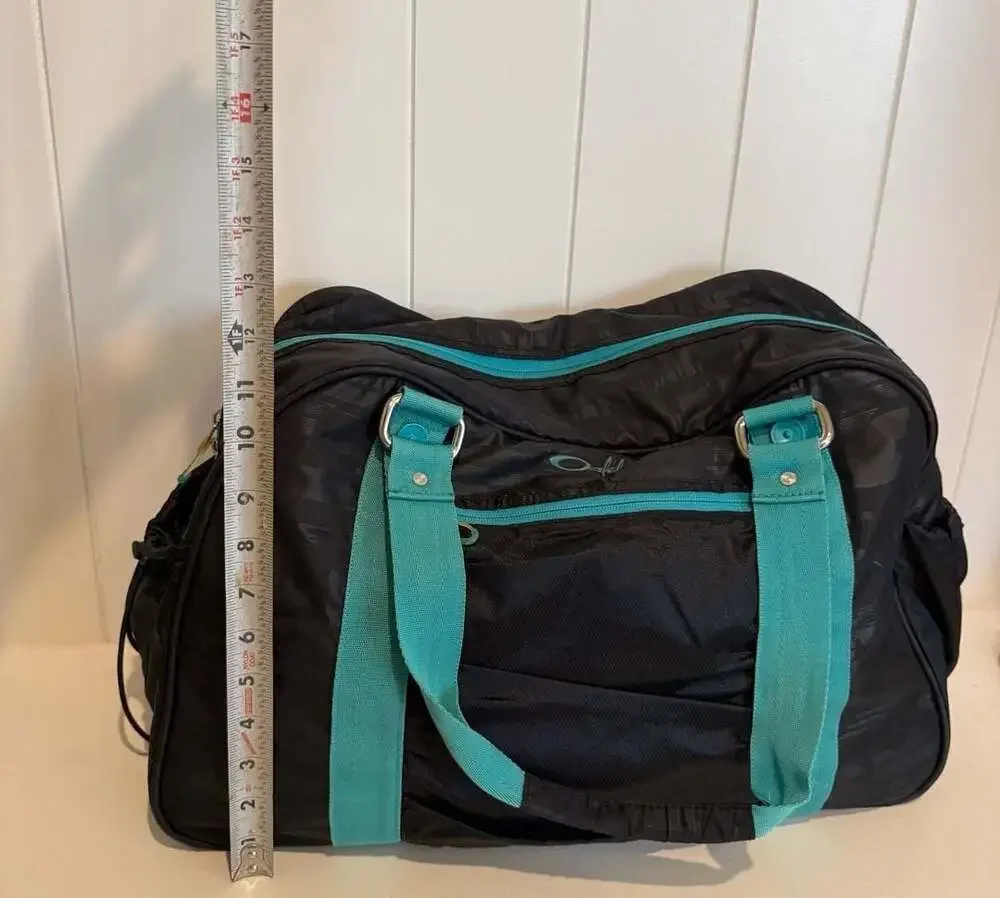Oakley Gym Duffle Bag Black and Teal